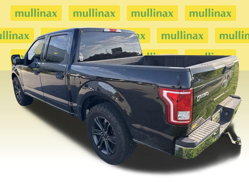 Used 2017 Black Ford XLT image 3