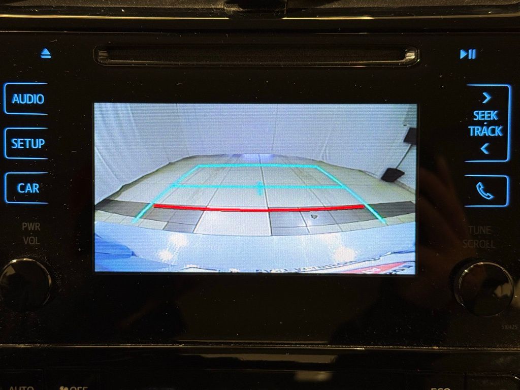 Thumbnail: 2019 Toyota Prius - 26