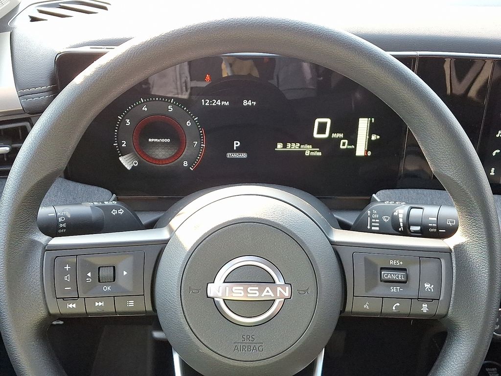 Thumbnail: 2025 Nissan Kicks - 9