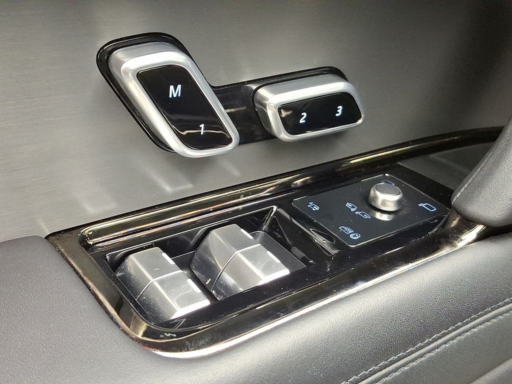 Thumbnail: 2024 Land Rover Range Rover Sport - 28