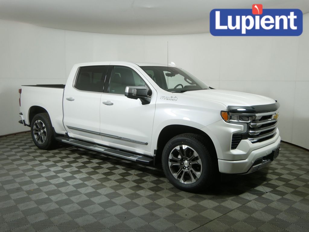 2023 Chevrolet Silverado 1500 High Country Crew Cab 4WD