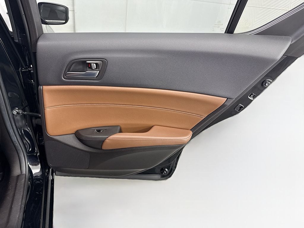 Thumbnail: 2020 Acura ILX - 25