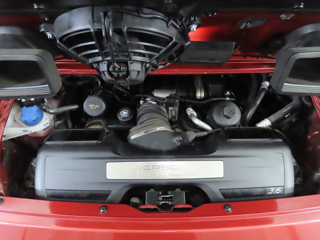 Thumbnail: 2011 Porsche 911 - 28