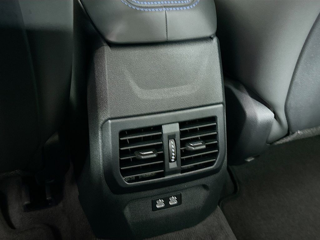 Thumbnail: 2026 BMW 2 Series - 18