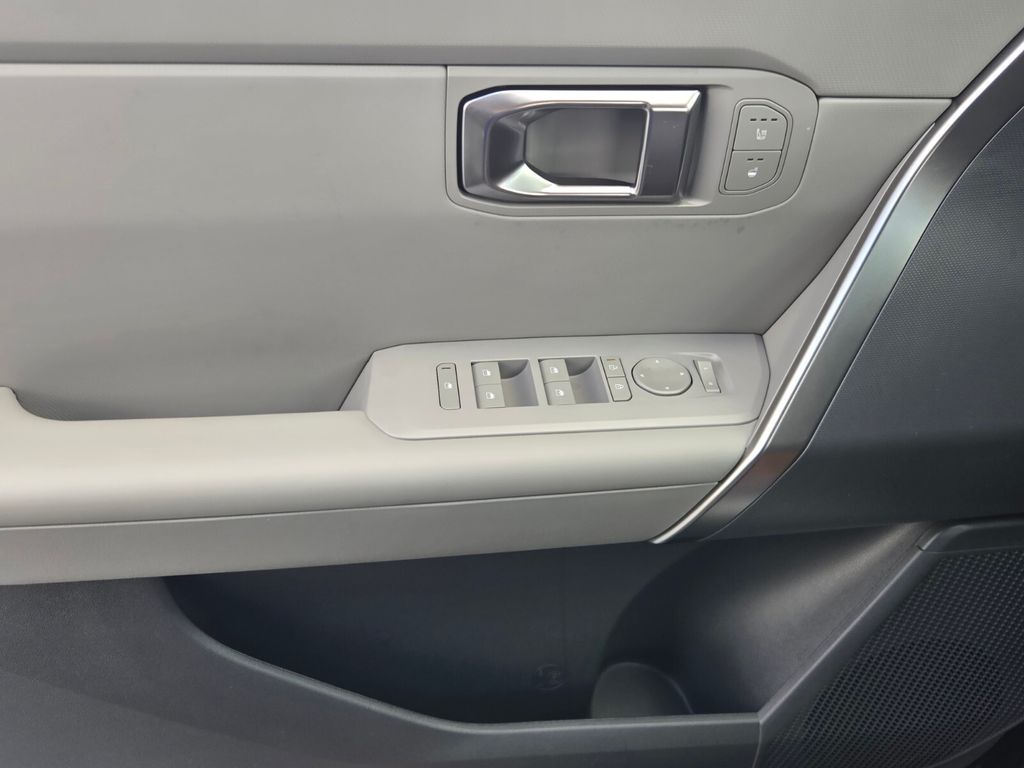 2027 Kia Seltos - $34,485