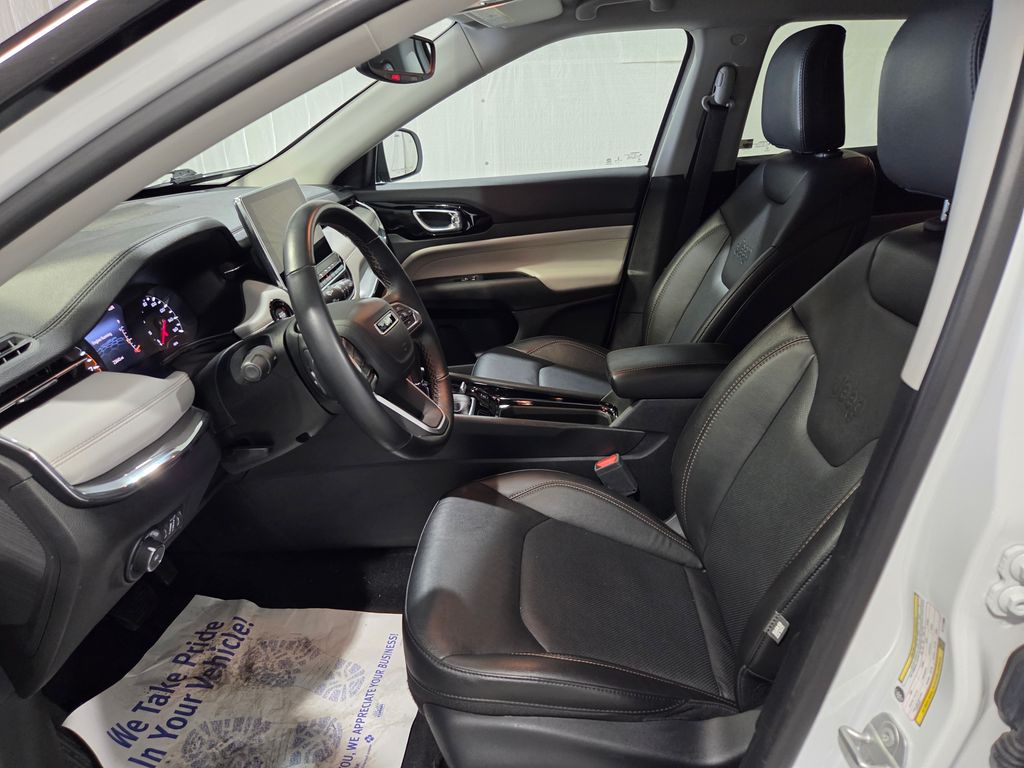 2022 Jeep Compass Limited photo
