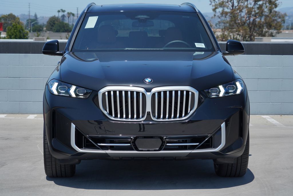 Thumbnail: 2026 BMW X5 - 2