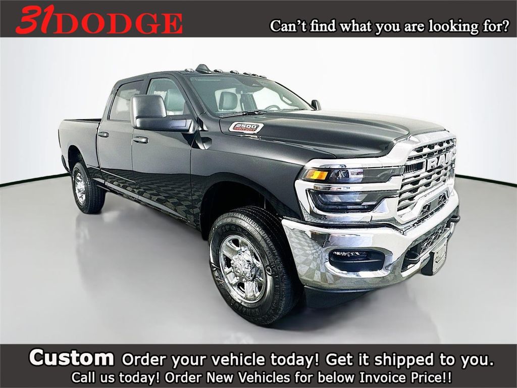 2026 RAM 2500 Tradesman Crew Cab 4WD
