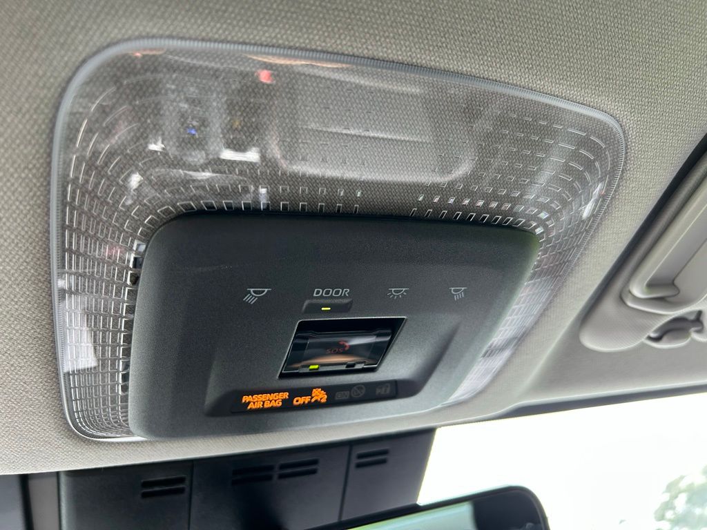 Thumbnail: 2024 Toyota Prius Prime - 30