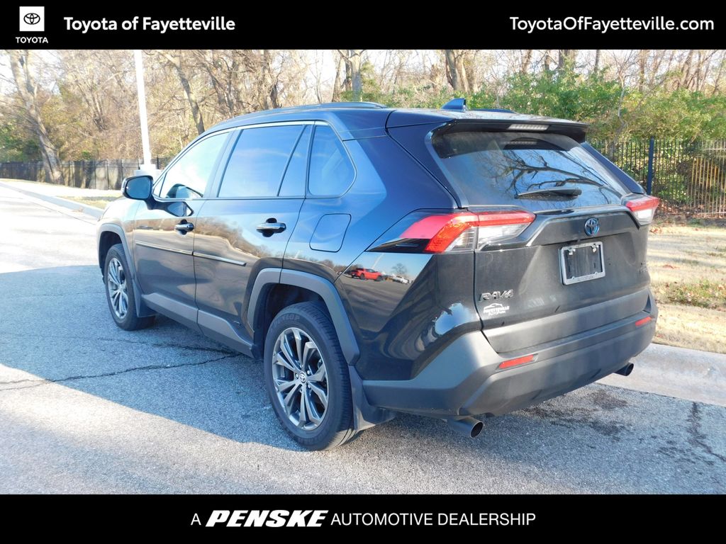 Thumbnail: 2024 Toyota RAV4 - 10