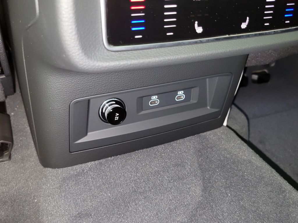 Thumbnail: 2026 Audi Q7 - 25