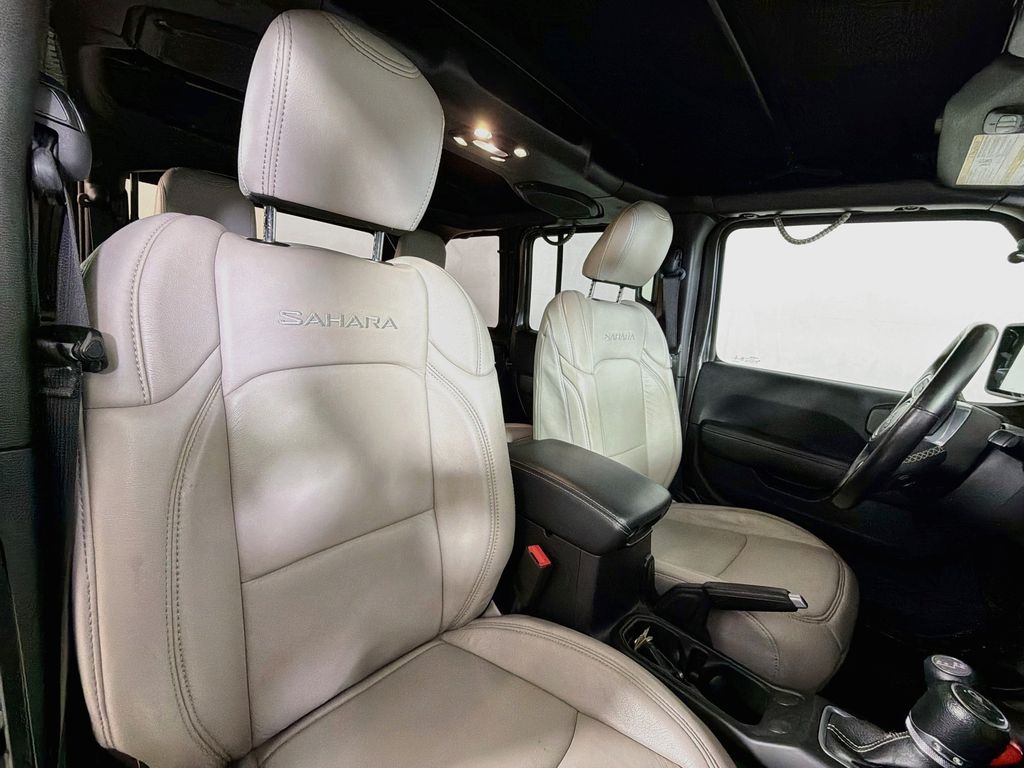 Used 2019 Jeep Wrangler SUV