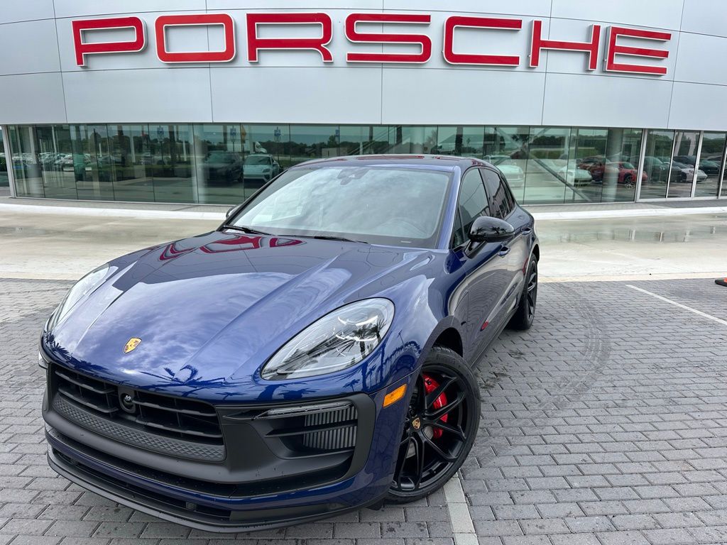 Thumbnail: 2025 Porsche Macan - 1