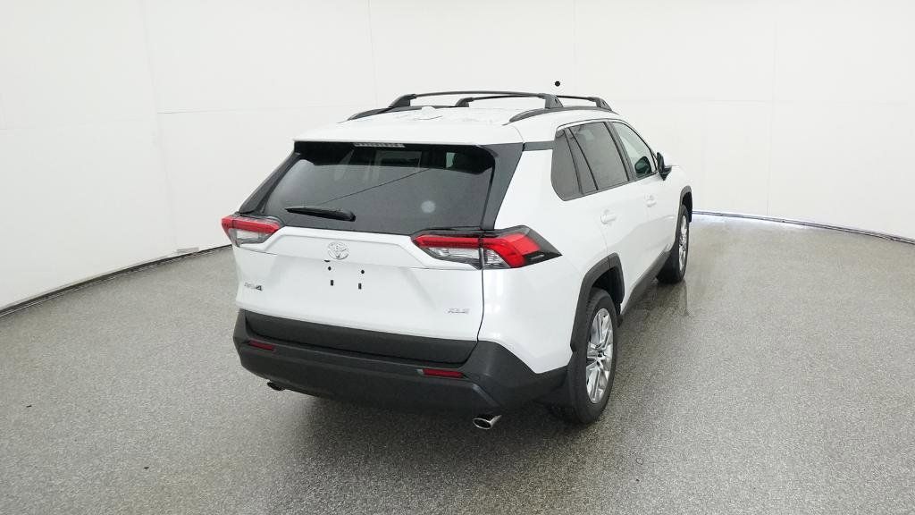 Thumbnail: 2025 Toyota RAV4 - 5