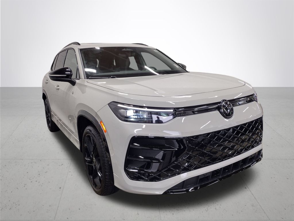 2025 Volkswagen Tiguan 2.0T SE R-Line Black