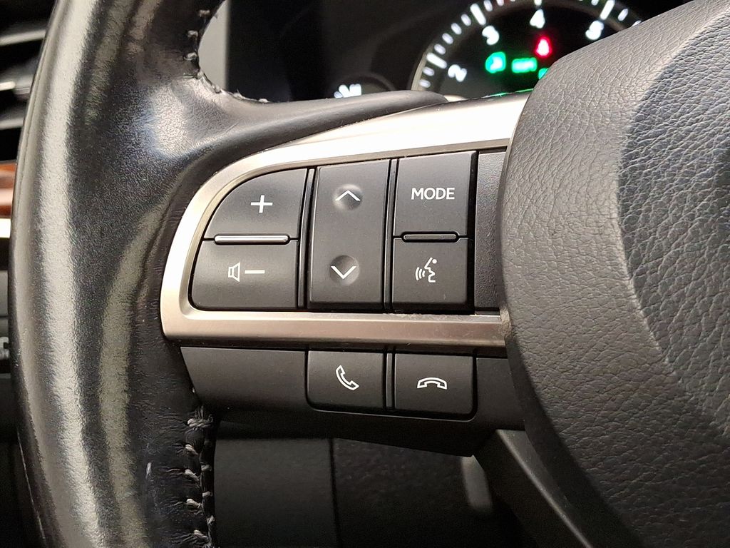 2019 Lexus LX 570 26