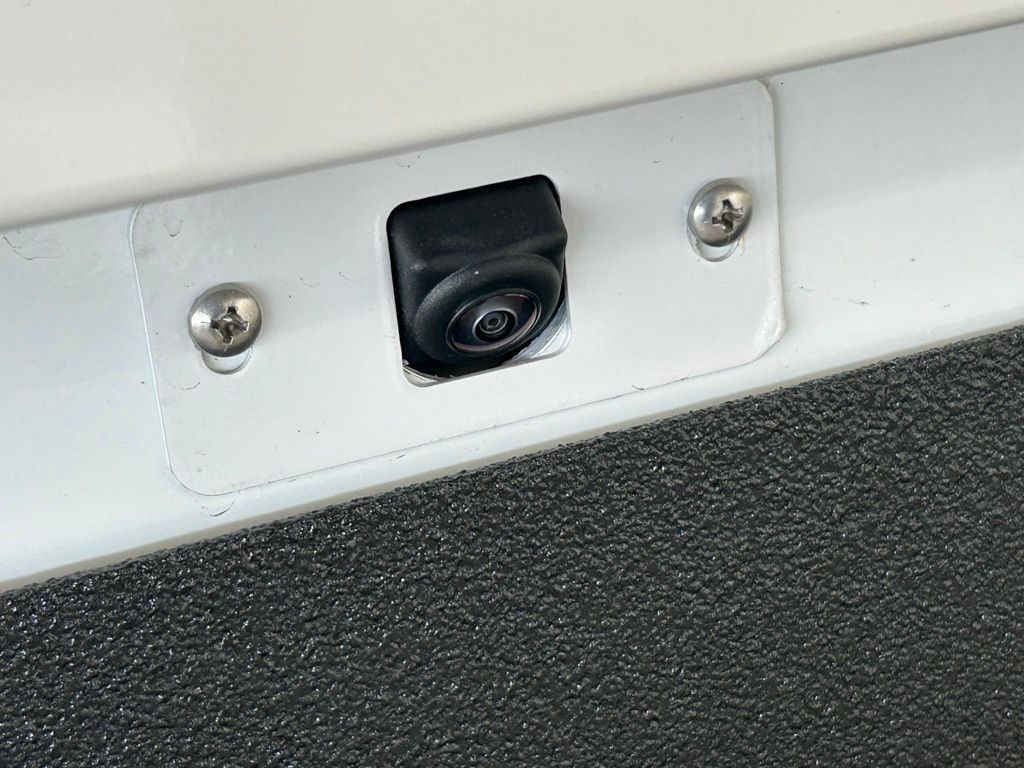 New 2026 Summit White Chevrolet Work Truck image 10