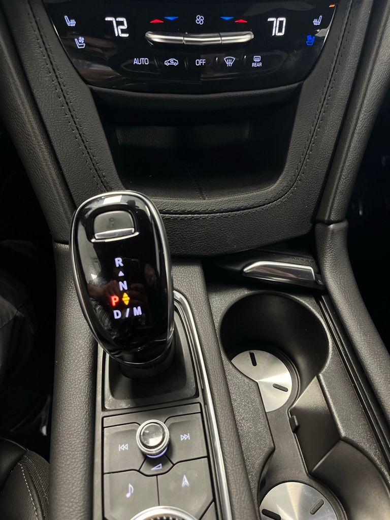 used 2024 Cadillac XT6 car, priced at $43,500