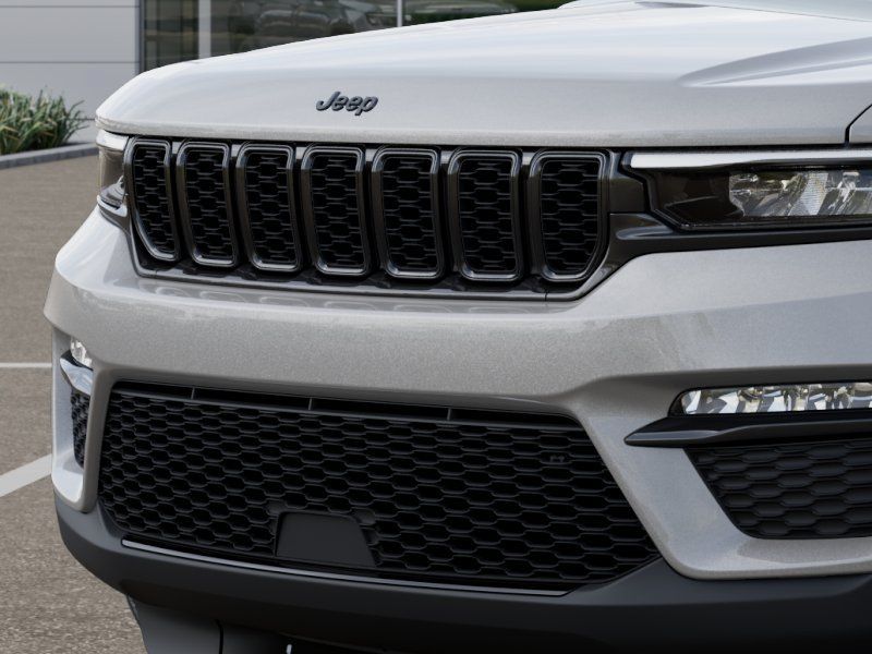 New 2025 Silver Jeep Limited image 12