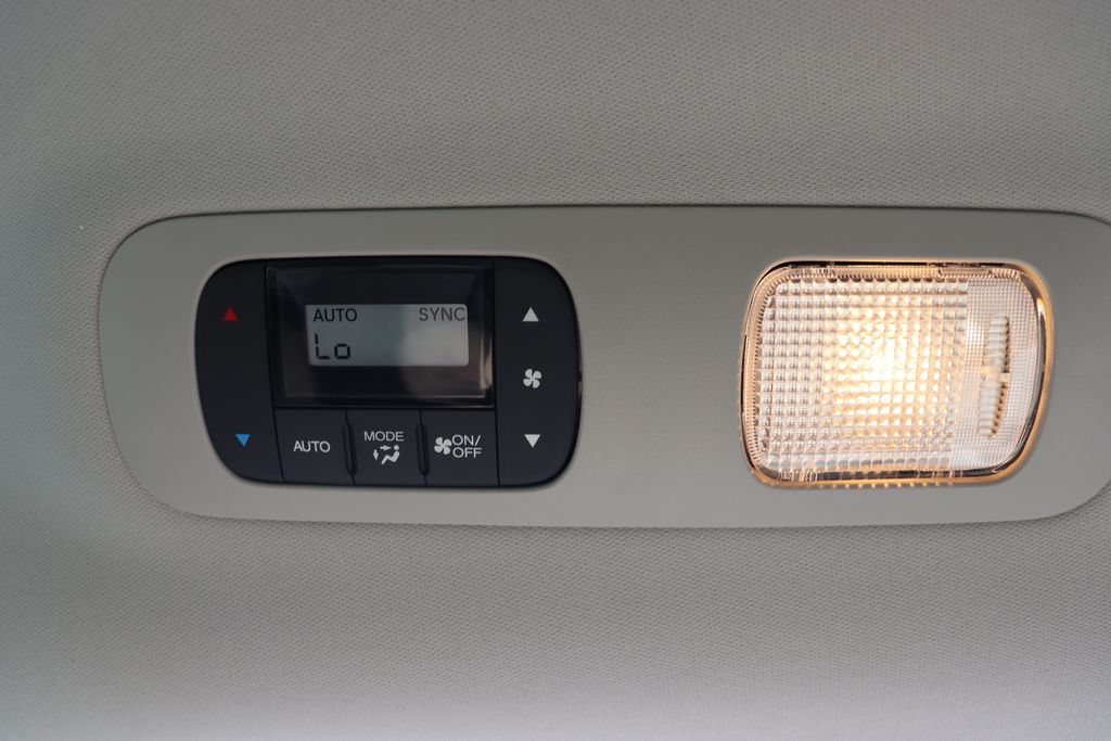 2025 Honda Odyssey EX-L 16