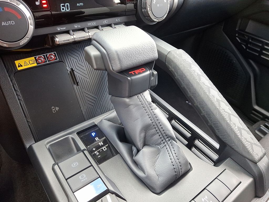 Thumbnail: 2025 Toyota 4Runner - 15