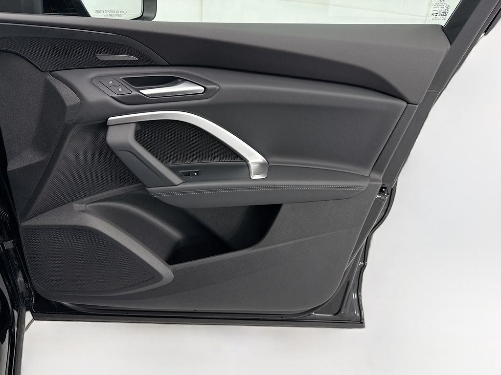 Thumbnail: 2026 Audi Q5 - 24