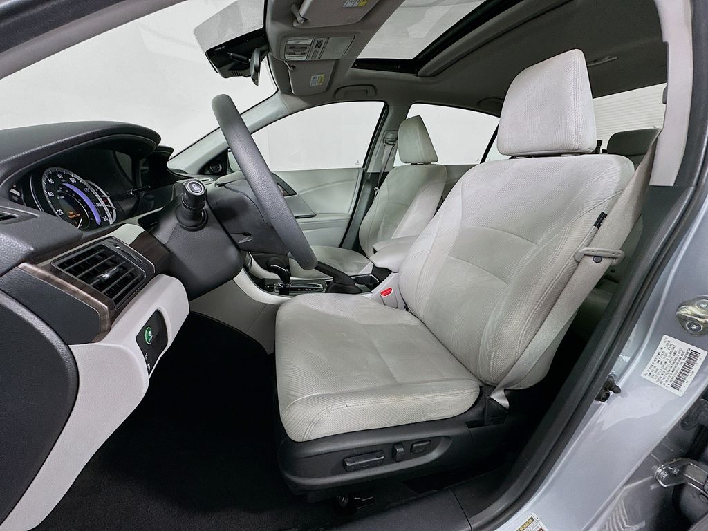 Thumbnail: 2016 Honda Accord - 20