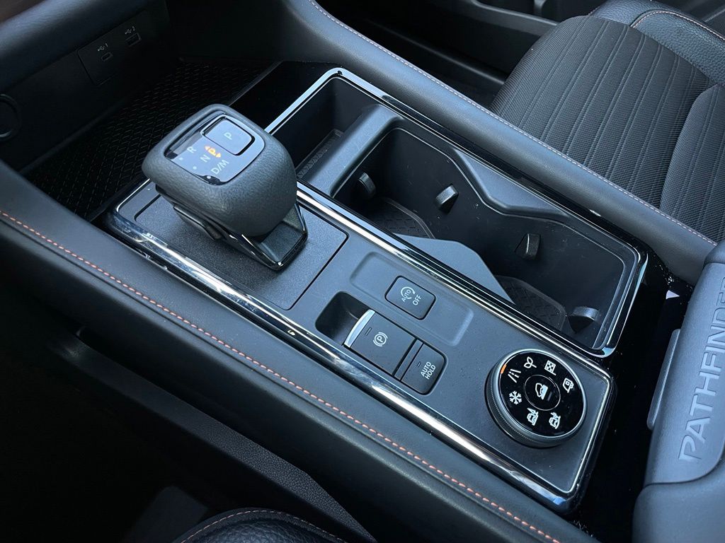 Thumbnail: 2025 Nissan Pathfinder - 19