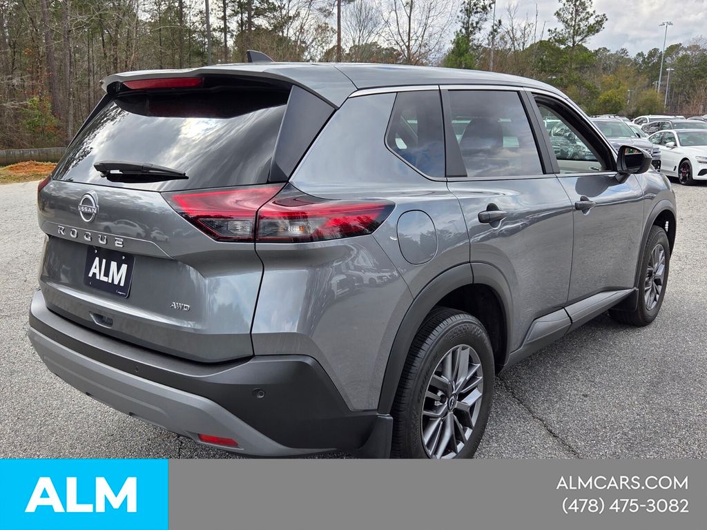 Used 2023 Gray Nissan S image 13