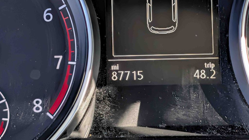 Used 2016 Volkswagen Golf TSI S 4-Door 4D Hatchback