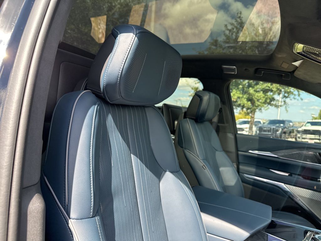 Used Car 2025 Cadillac Escalade Iq  Sport 2 For Sale Under $140,000 In Austin, Texas