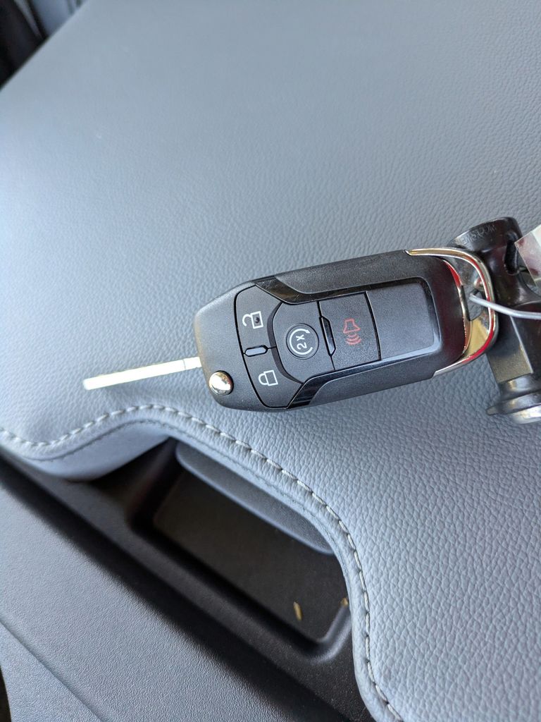 2025 Ford F-350 Chassis XL