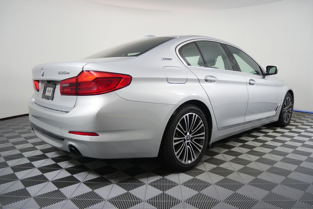 Thumbnail: 2019 BMW 5 Series - 3