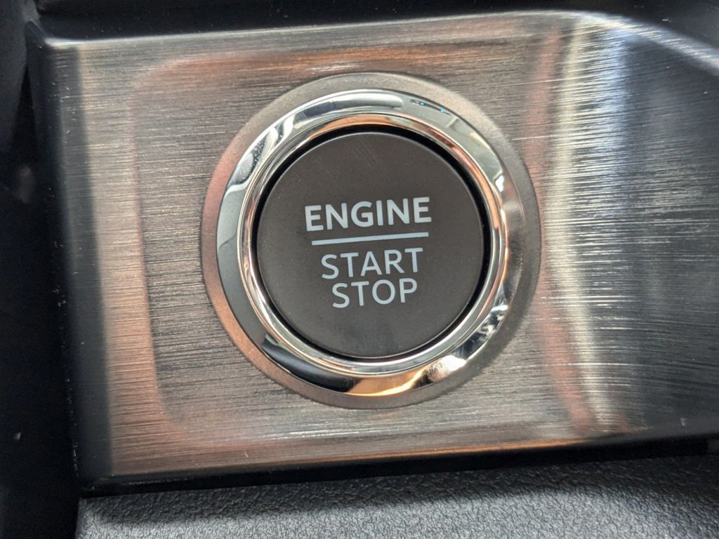 2025 Ford F-250 Super Duty Lariat