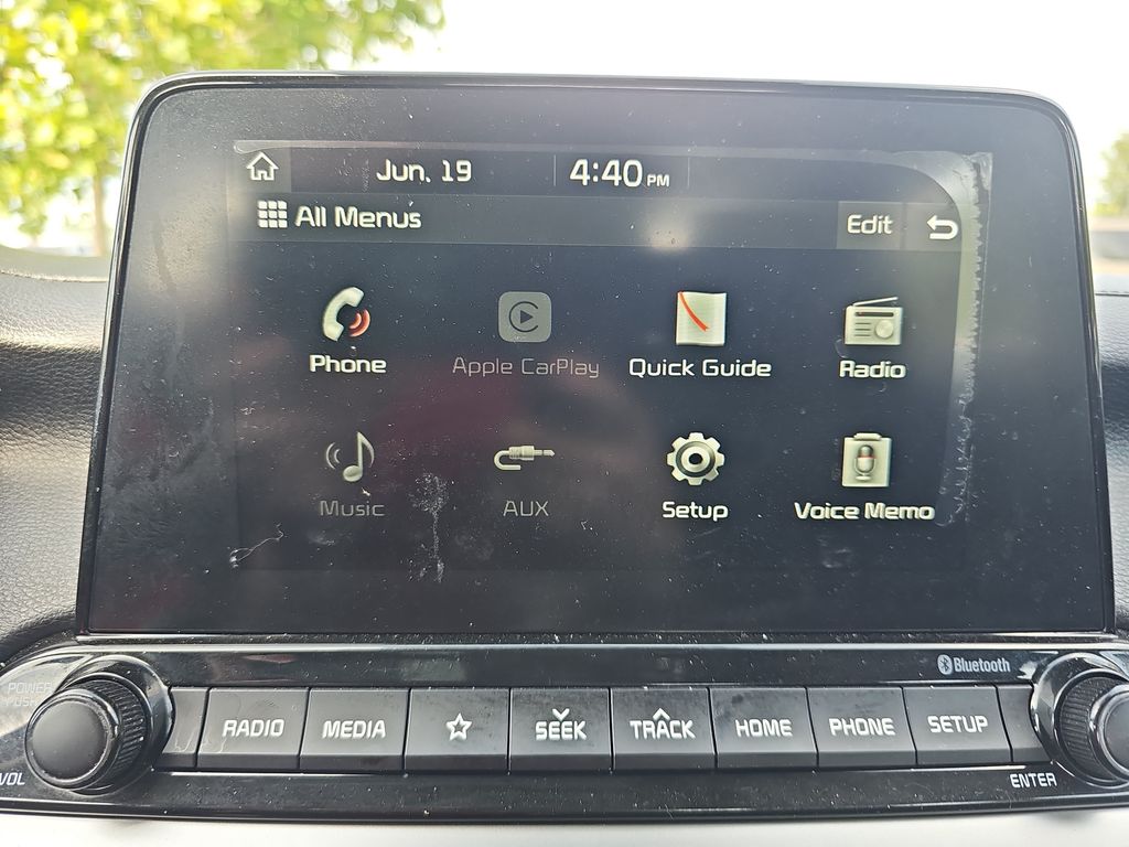 Used 2021 White Kia LXS image 21