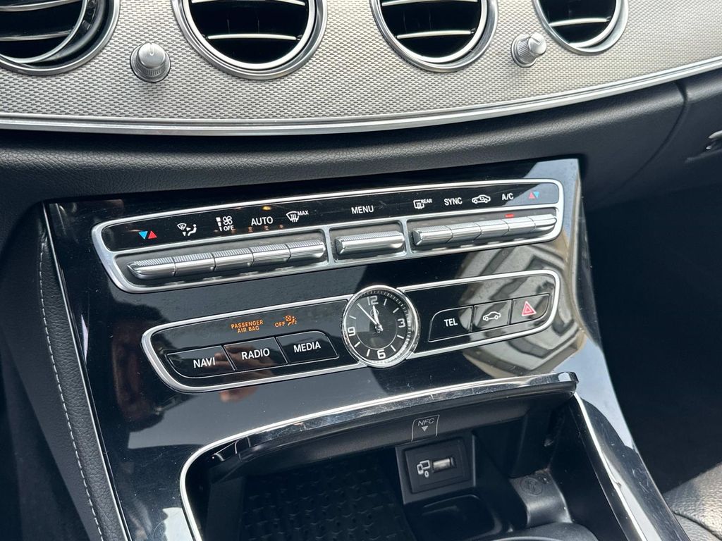 Thumbnail: 2017 Mercedes-Benz E-Class - 11