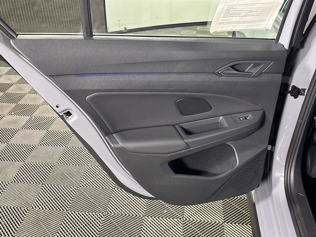 2023 Volkswagen Golf GTI Autobahn