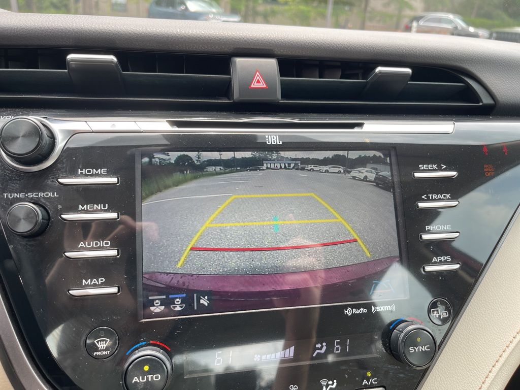 Camry L