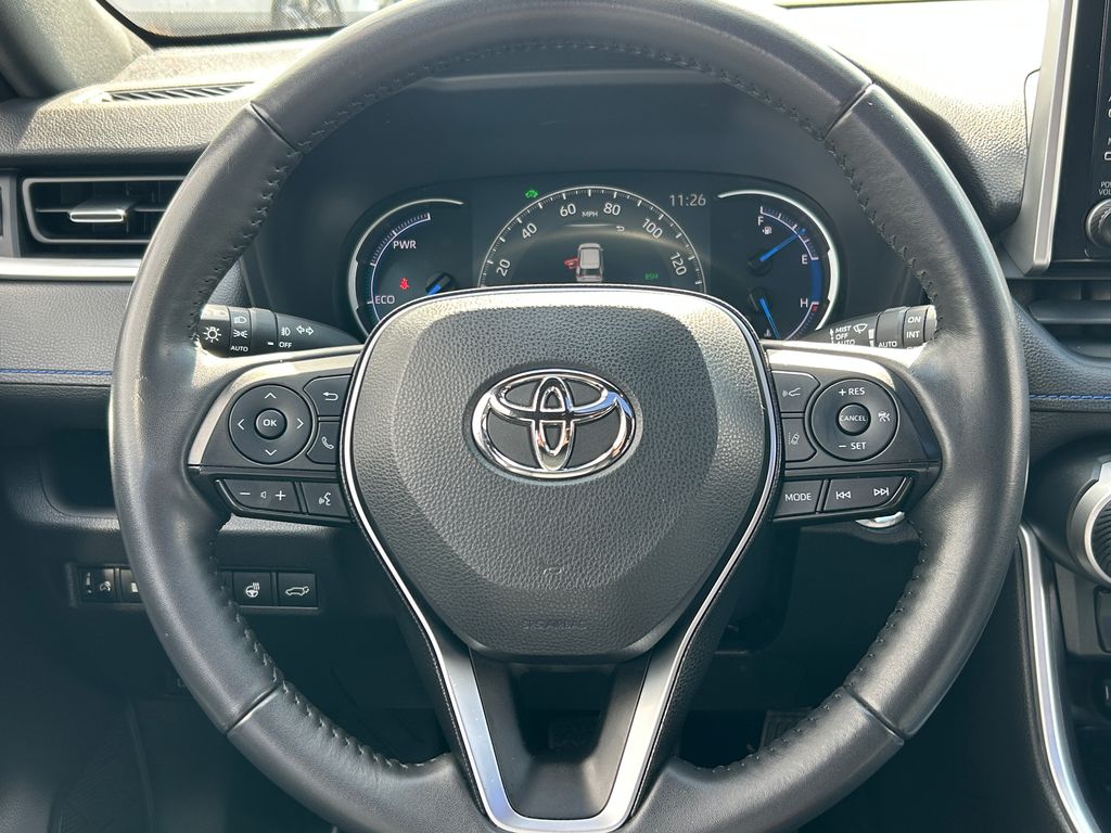 Thumbnail: 2021 Toyota RAV4 - 18