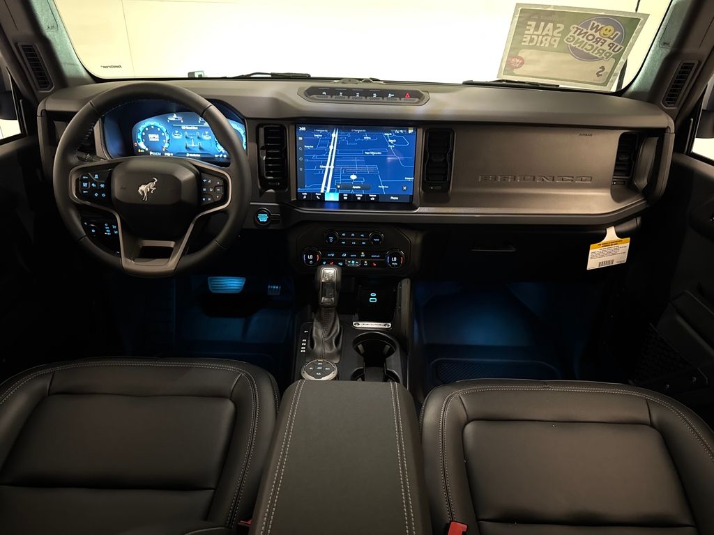 Certified Used 2025 Blue Ford Badlands image 7