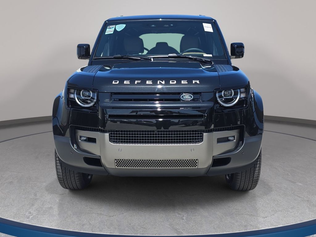 New 2026 Black Land Rover S image 2