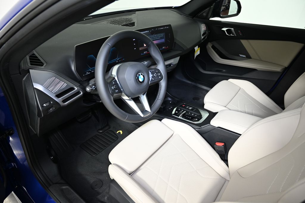 Thumbnail: 2026 BMW 2 Series - 15