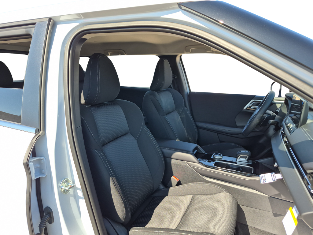 2026 Mitsubishi Outlander ES White at Big Star Chrysler Jeep Dodge Ram 
