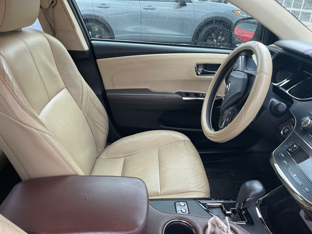 2014 Toyota Avalon XLE 4