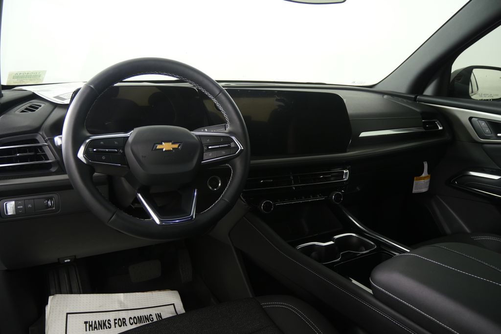 Thumbnail: 2025 Chevrolet Traverse - 22