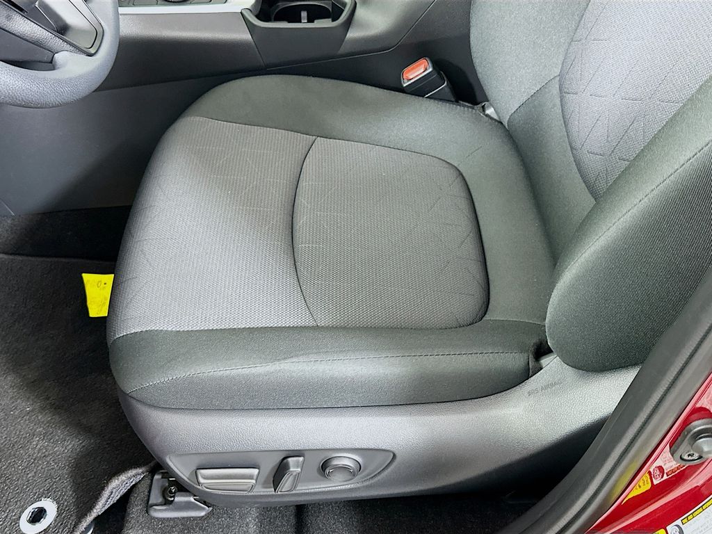 Thumbnail: 2025 Toyota RAV4 - 20