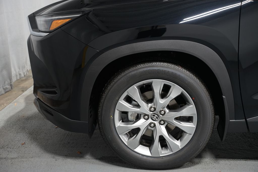 Thumbnail: 2026 Toyota Grand Highlander - 5