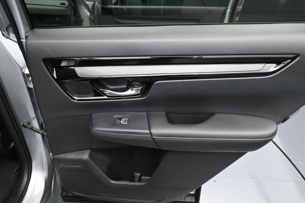 Used 2025  Honda EX-L image 12