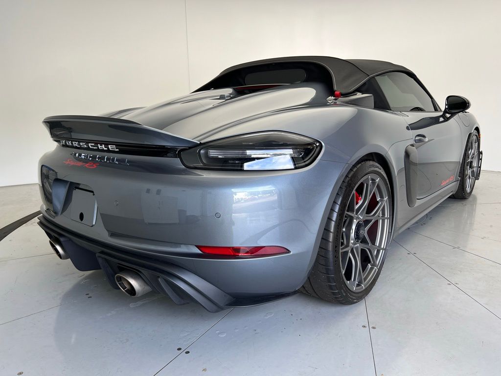 Thumbnail: 2025 Porsche  - 21