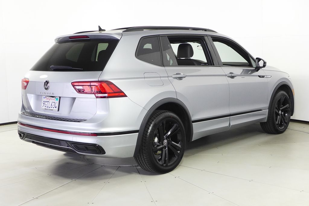 Thumbnail: 2023 Volkswagen Tiguan - 7